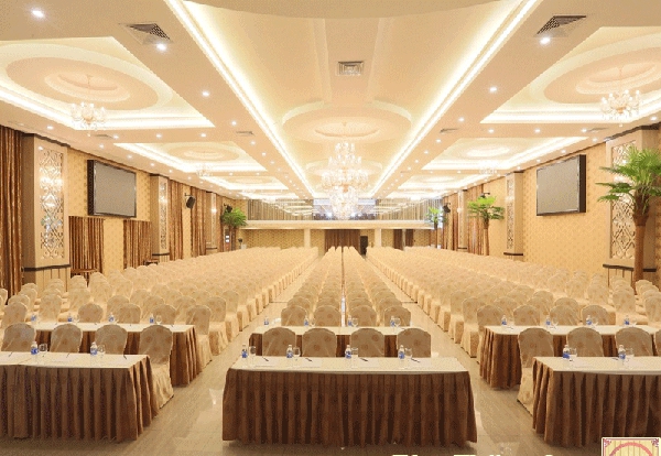 thi công thạch cao hội trường