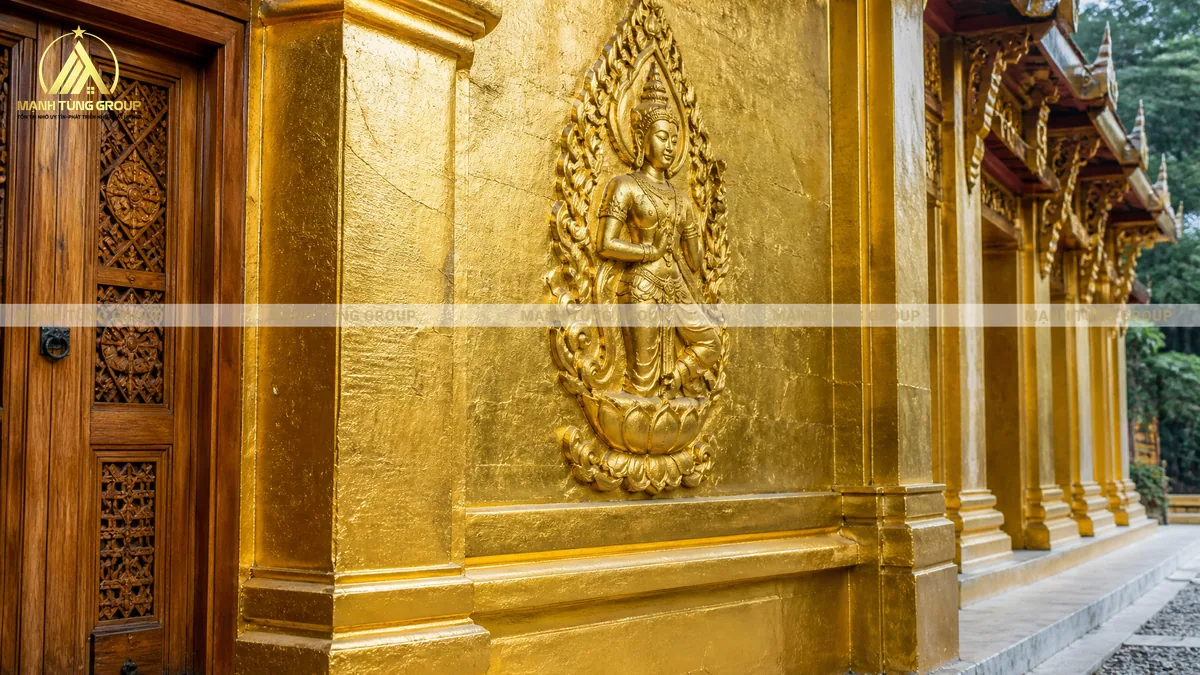 do-ben-dat-vang-ngoai-troi-tuong-cua-go-phu-dieu